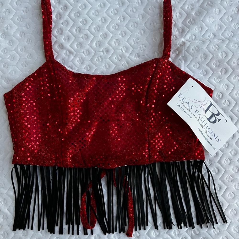 women crop top